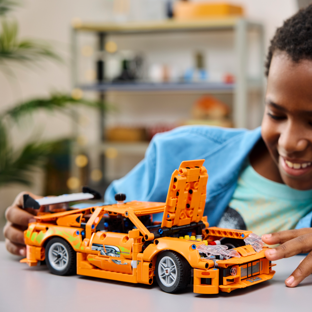 LEGO Technic: Fast and Furious Toyota Supra MK4 (42204)