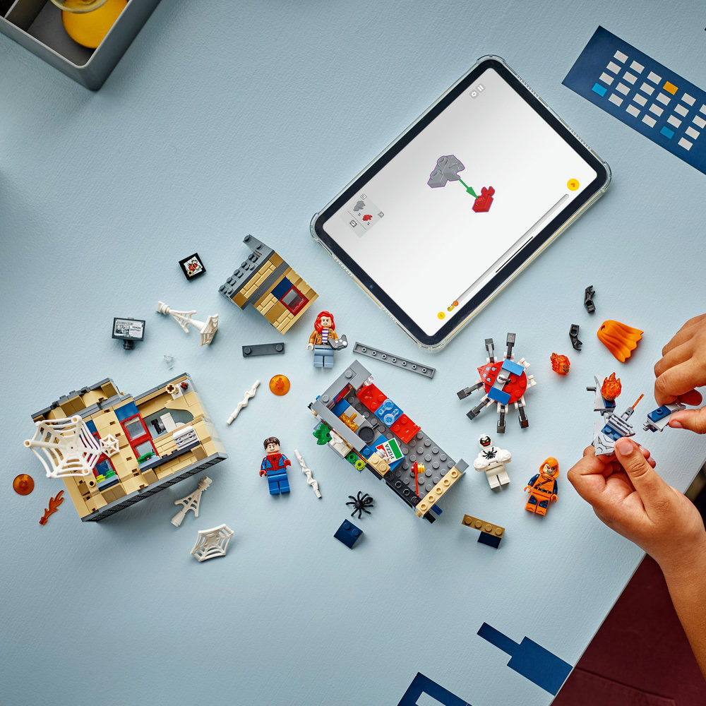 LEGO Marvel: Peter Parkers Apartment (76317)