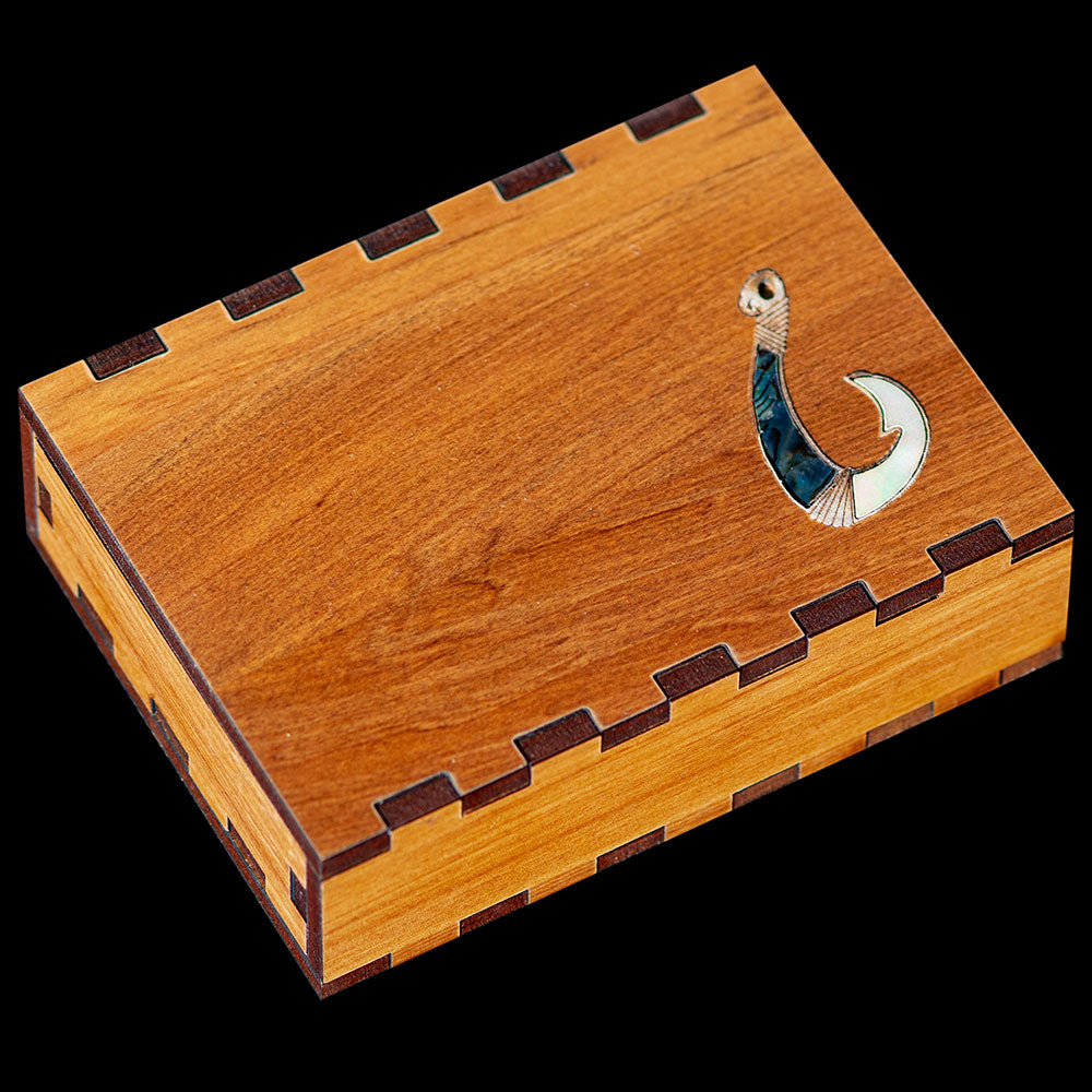Matau Gift Box Wakahuia