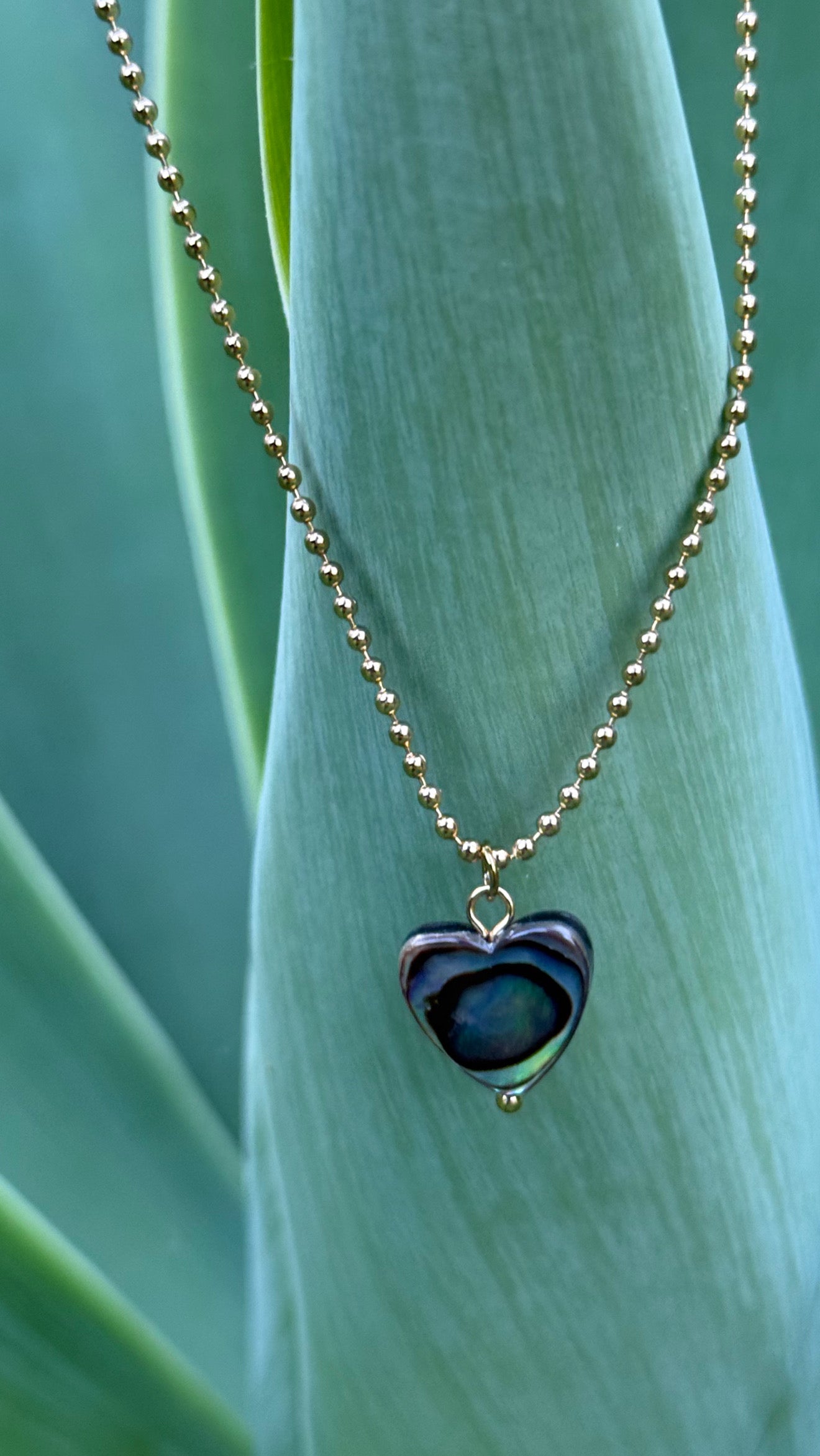 Pāua Gold Heart Necklace