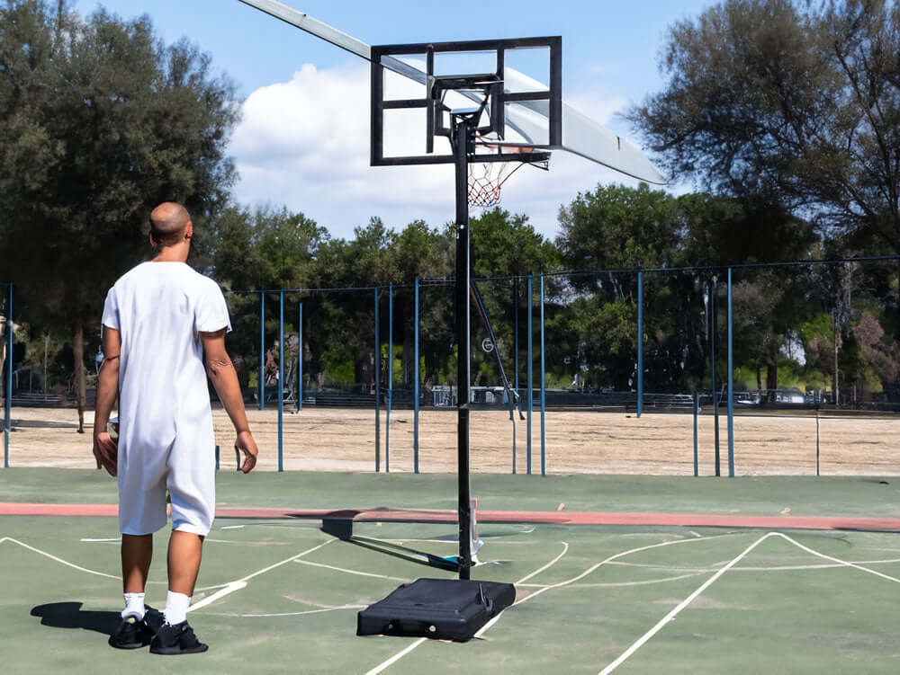 Basketball rim height adjustable