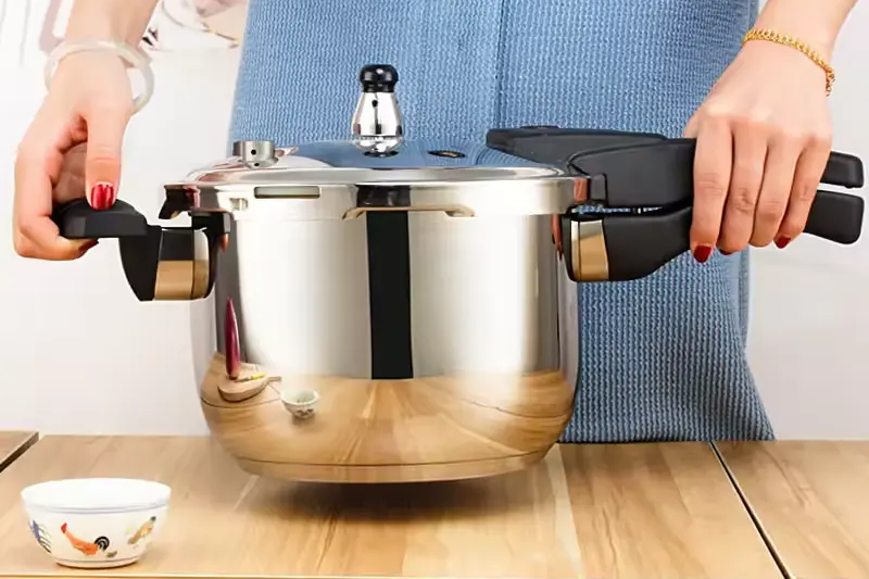 PRESSURE COOKER stainless steel 6L