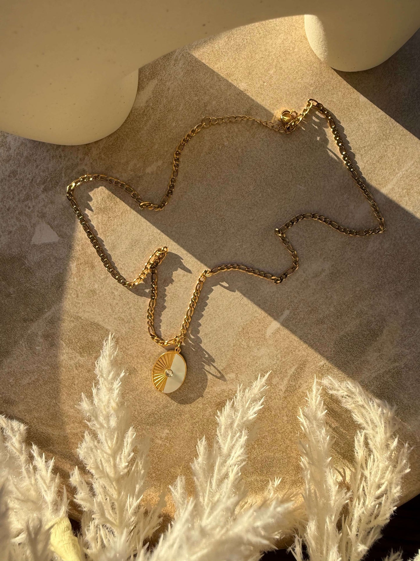 Pāua Whetū Gold Necklace