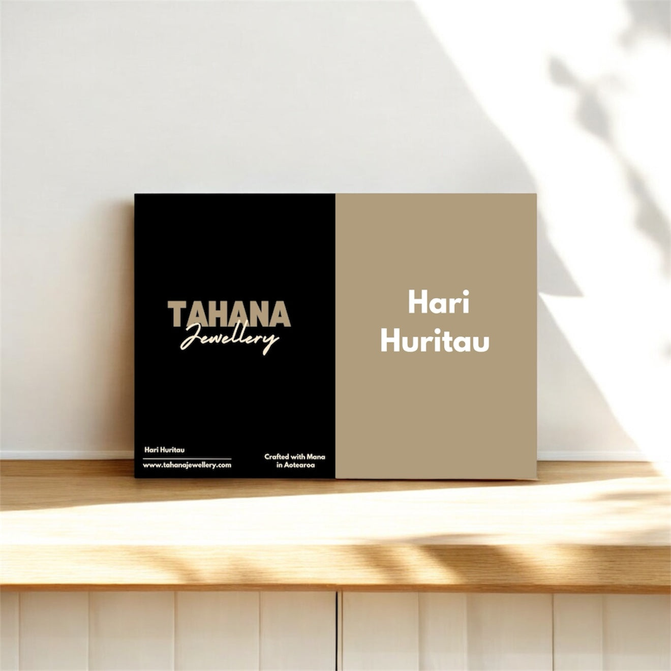 Hari Huritau Card