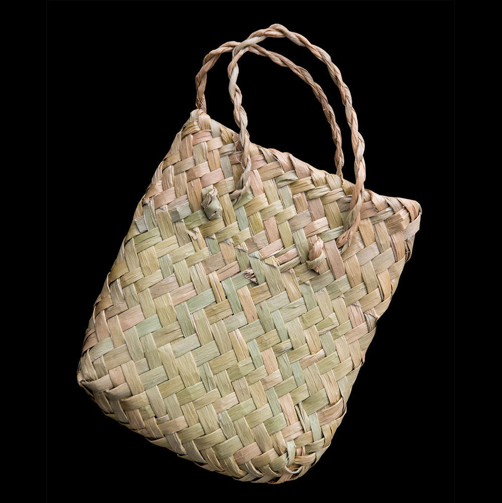 Small matau hook, handcrafted with carved detail Pendant