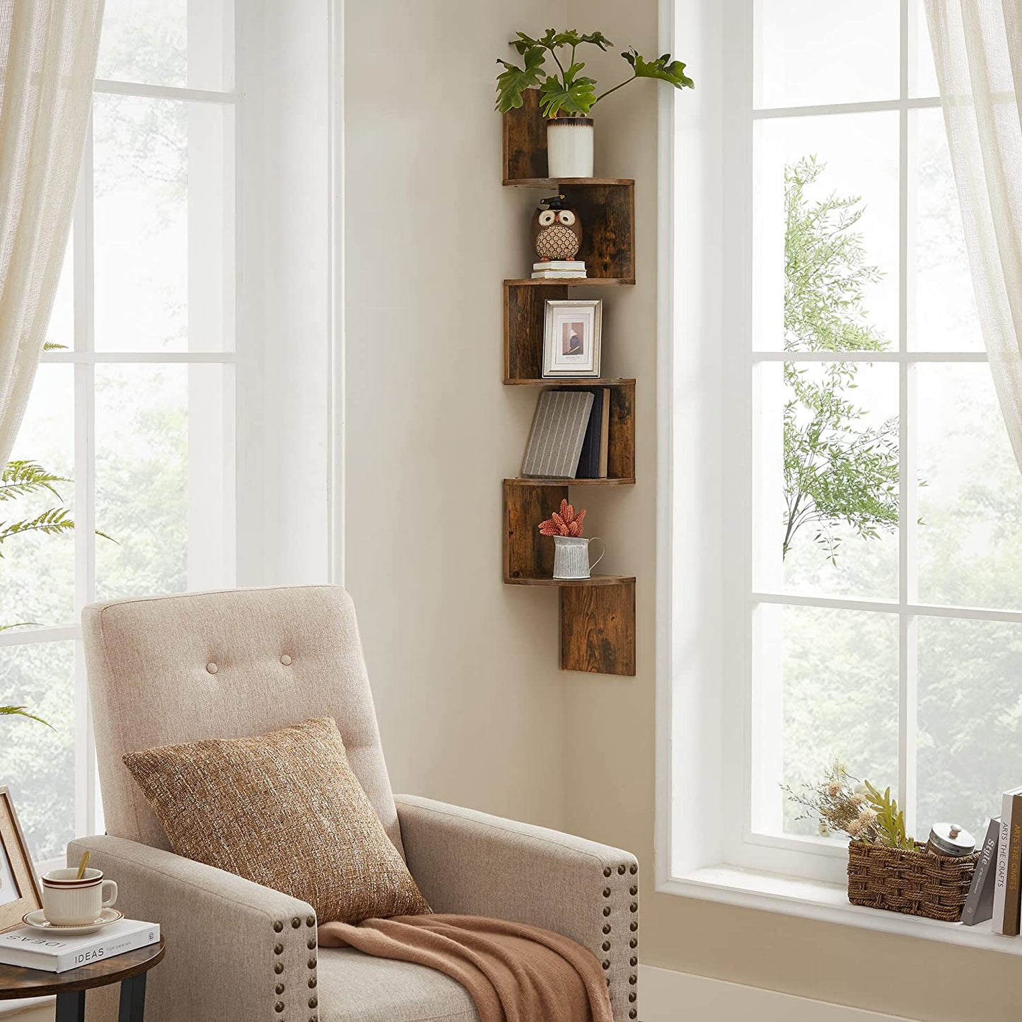 decorative corner shelf