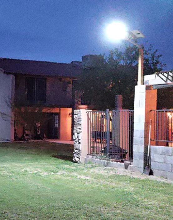 Solar Street Light Sensor Control Remote Control 400W Solar Panel Included