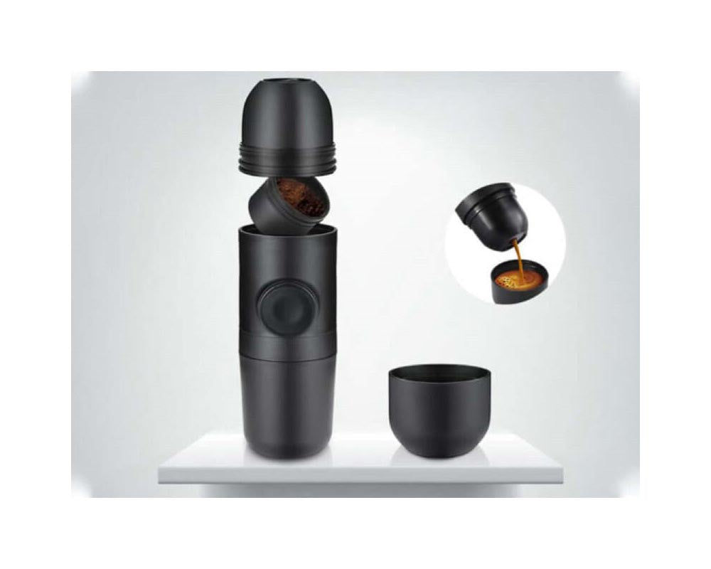 Lightweight portable coffee maker