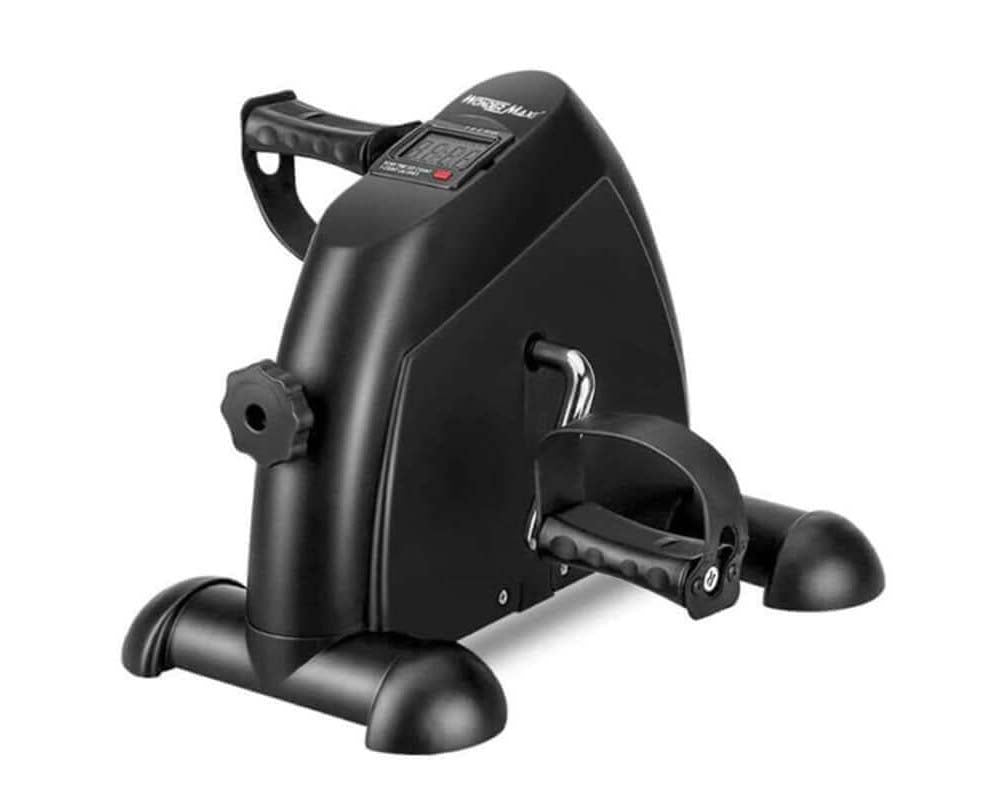 Exercise bike with accessories