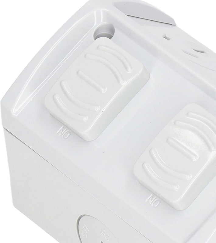 Safe outdoor power outlet