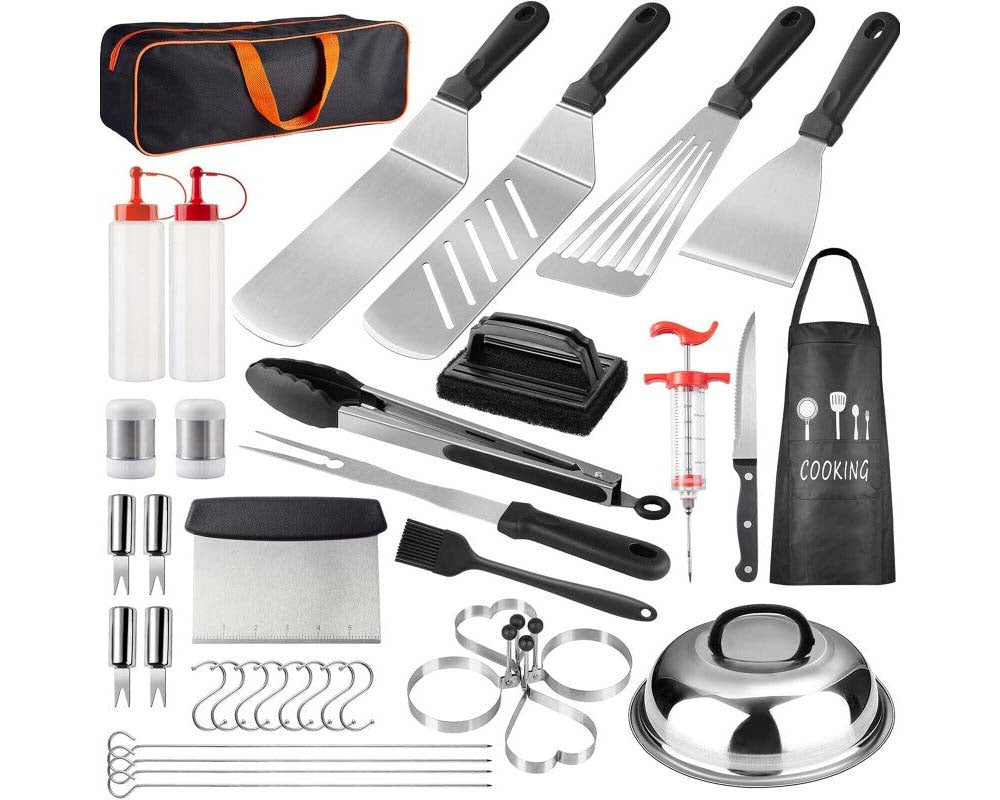 Complete outdoor cooking set