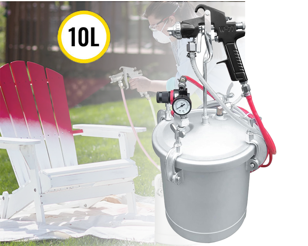Paint tank with spray gun