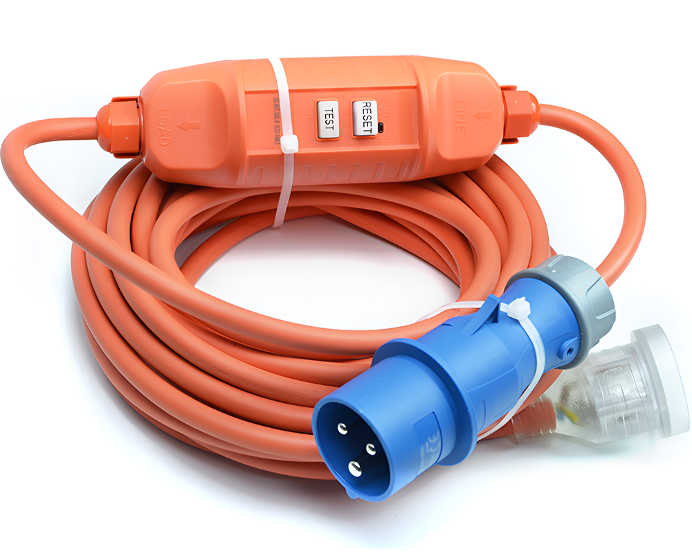 Water resistant caravan lead