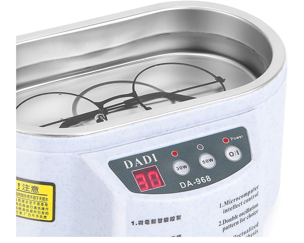 Ultrasonic cleaner with timer