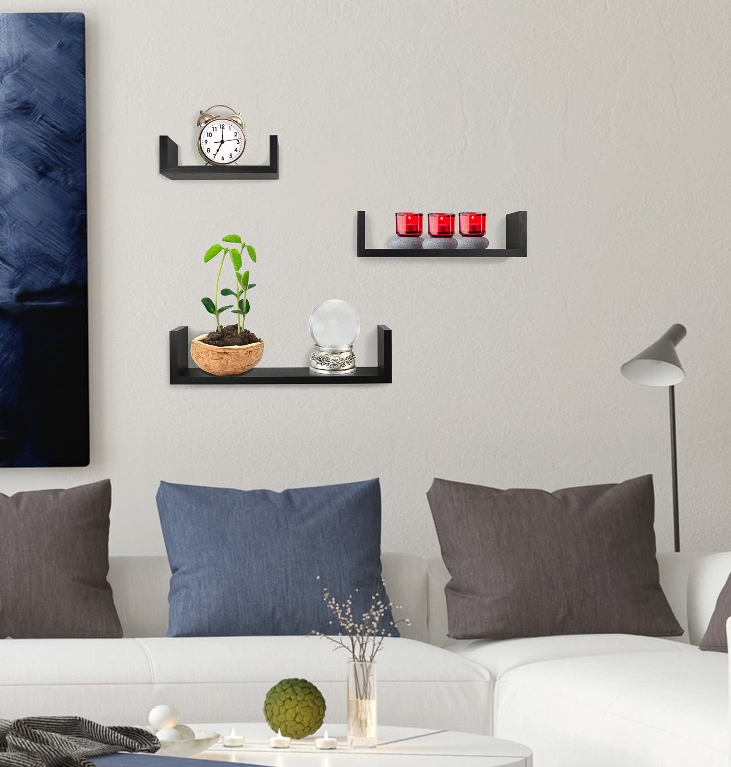Stylish wall shelves set