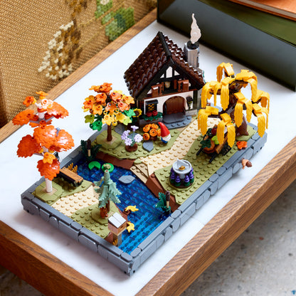 LEGO Icons: Autumn Cottage Garden (11372)