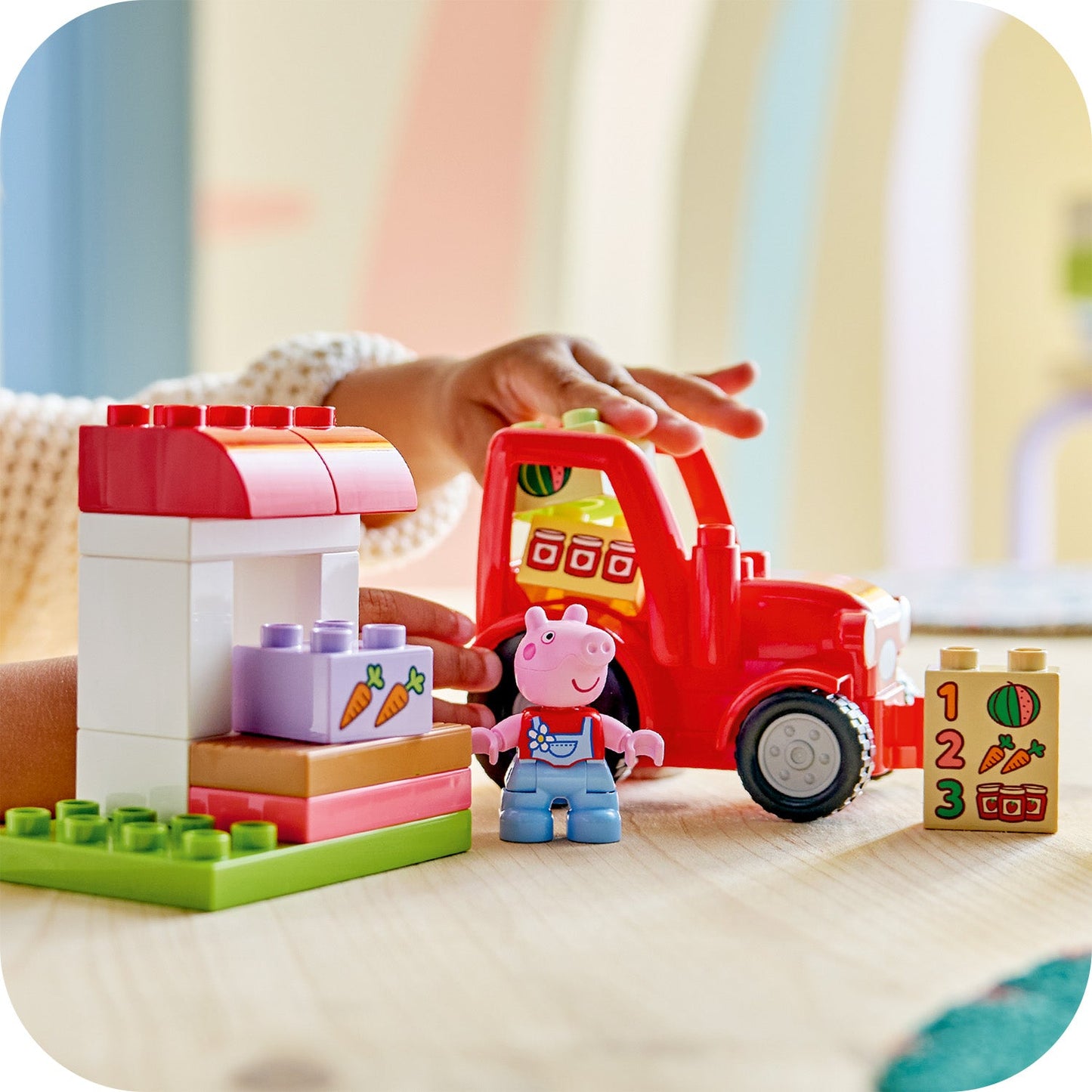 LEGO DUPLO: Peppa Pig Tractor and Market (10468)
