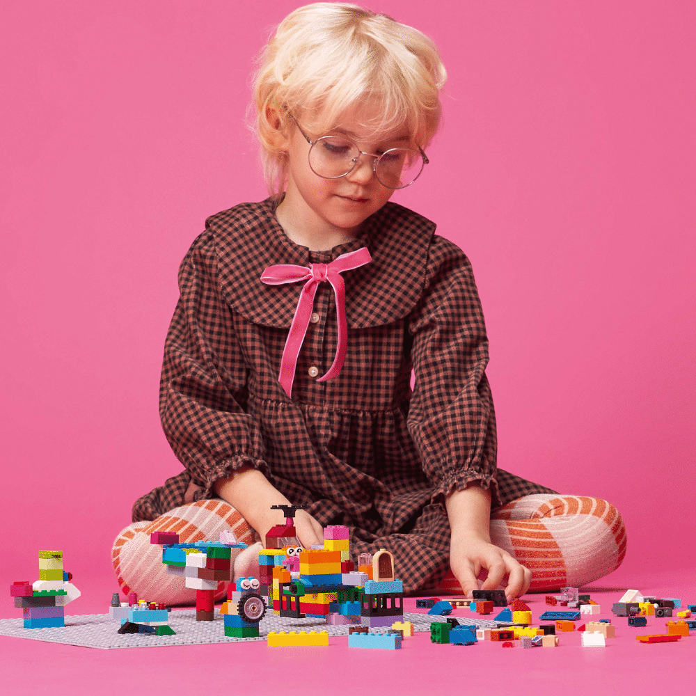 LEGO Classic: Gray Baseplate (11024)