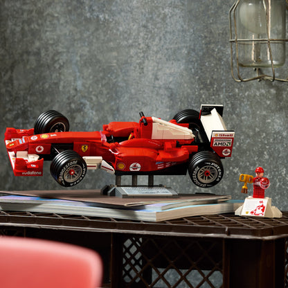 LEGO Icons: Ferrari F2004 and Michael Schumacher (11375)