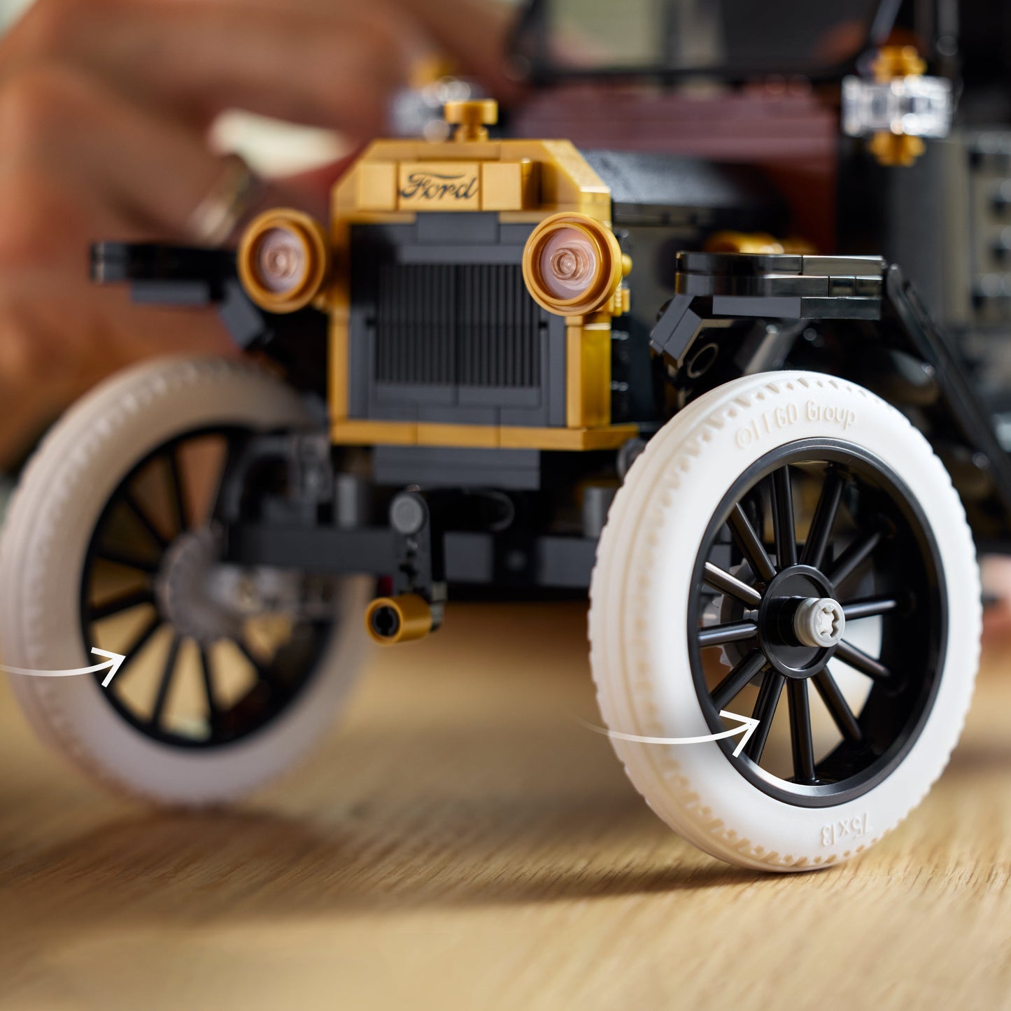 LEGO Icons: Ford Model T (11376)