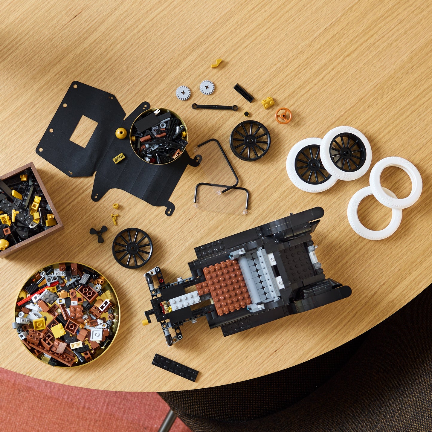 LEGO Icons: Ford Model T (11376)