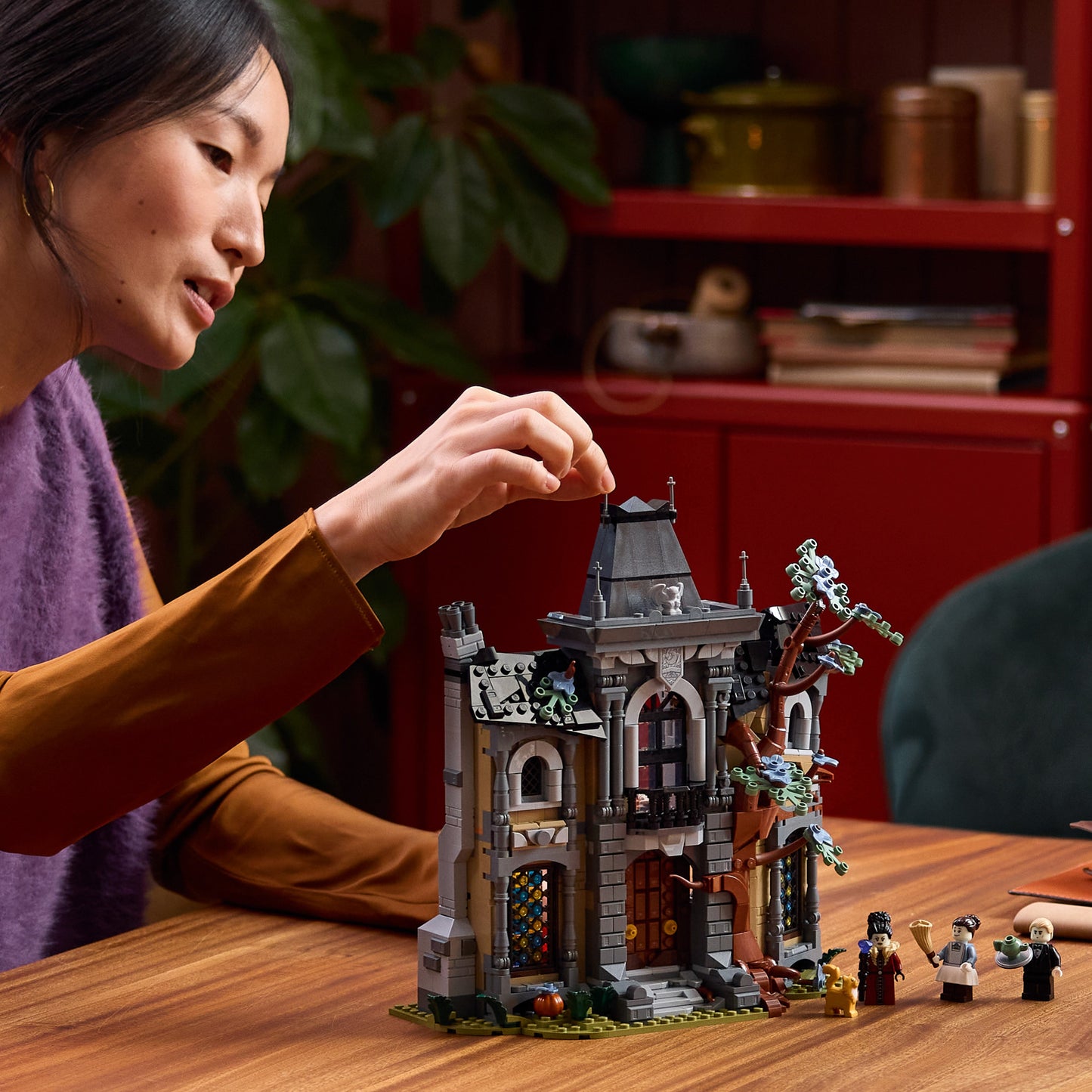 LEGO Icons: Mayor Manor (11383)