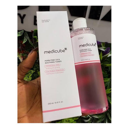 Medicube PDRN Pink Cica Soothing Toner
