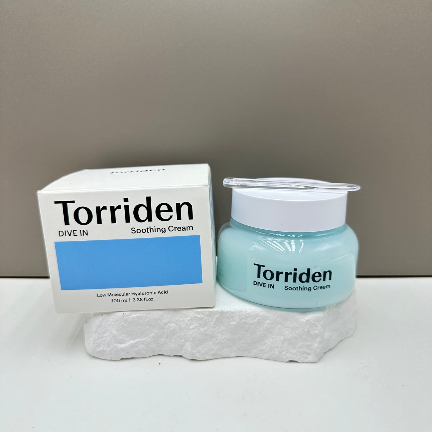 Torriden DIVE-IN Low Molecular Hyaluronic Acid Soothing Cream.