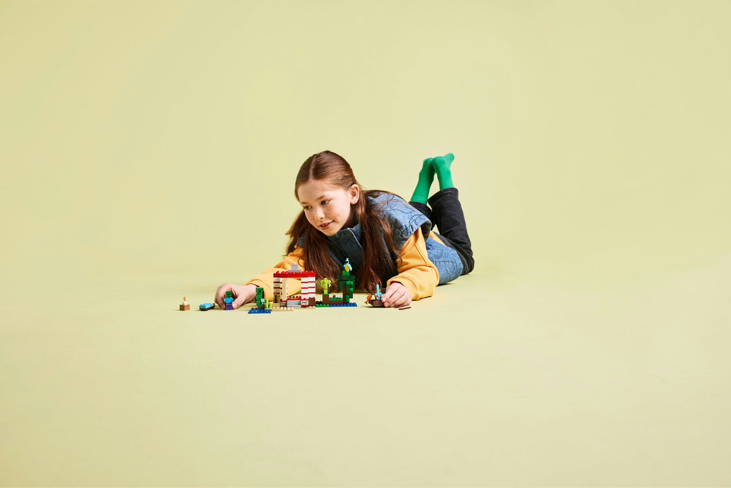 LEGO Minecraft: The TNT Jungle House (21275)