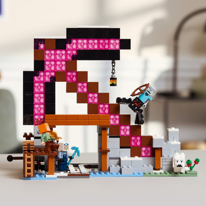 LEGO Minecraft: The Pickaxe Mine (21277)