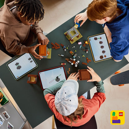 LEGO Minecraft: The Pillager Outpost and Ravager (21278)