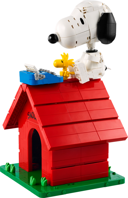 LEGO Ideas: Peanuts: Snoopys Doghouse (21368)
