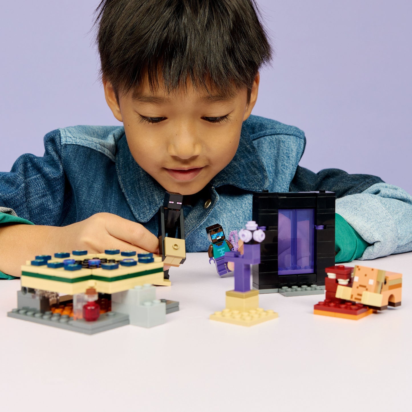 LEGO Minecraft: Nether & End Portal Journey (21584)