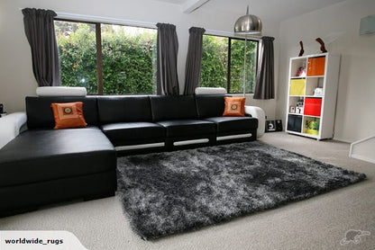 Silk Black/White rug 2x1.4m