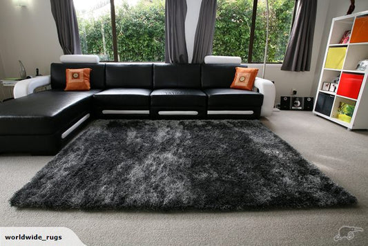 Silk Black/White rug 2x1.4m