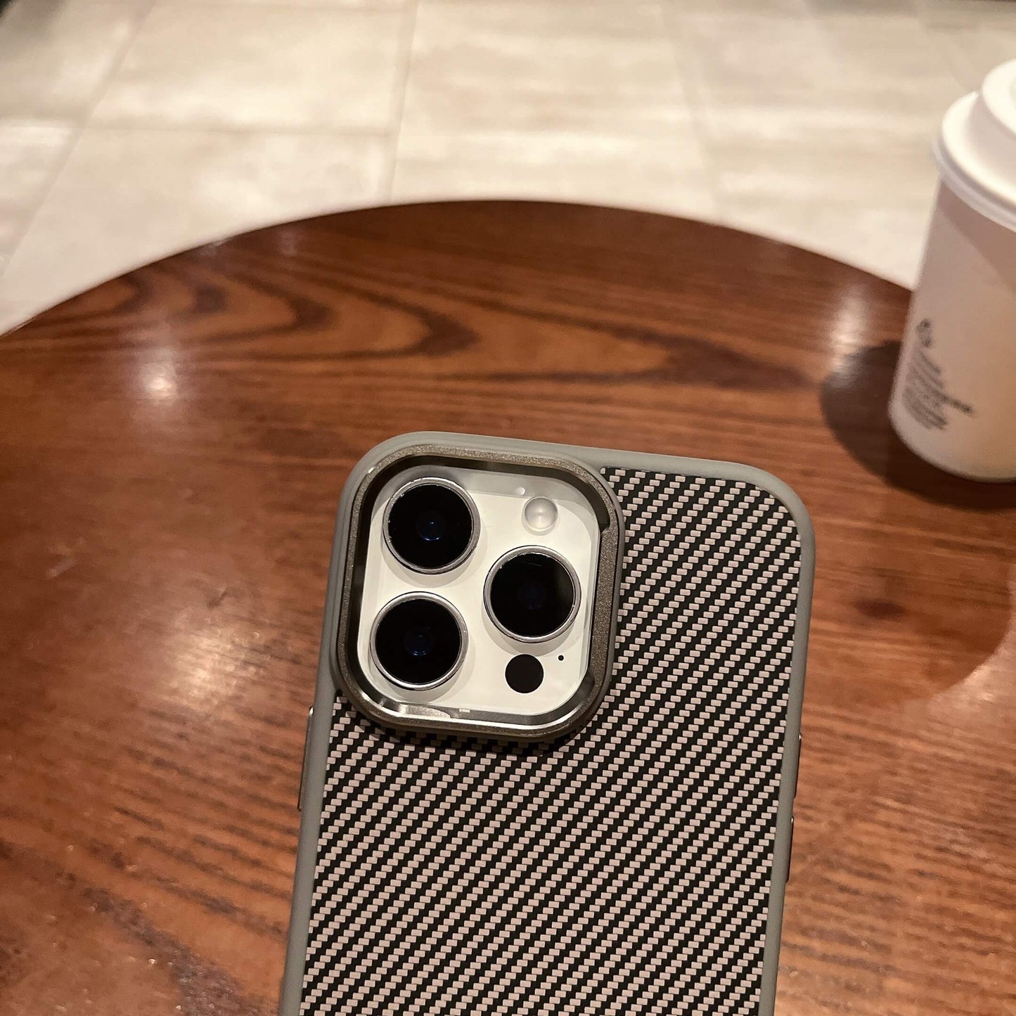 Carbide Series Carbon Fibre Magnetic Anti-Fingerprint Compatible with iPhone 13 Pro Case