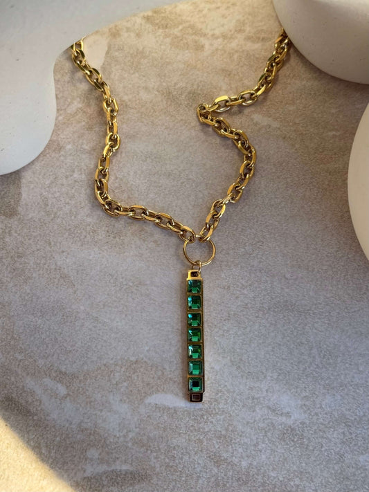 Tāhū Kākāriki Gold Necklace