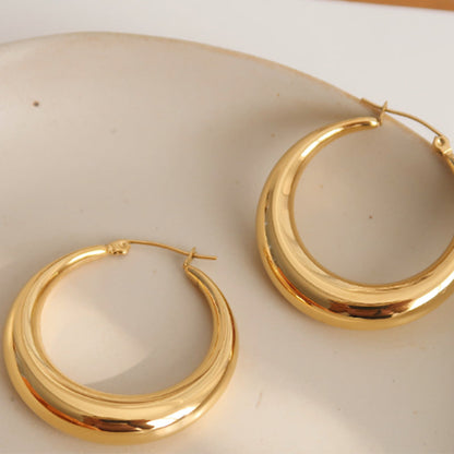 Embellique oval earrings gold plated smooth titanium steel