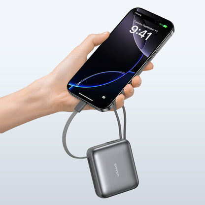 Mini Power Bank Built-in Type-C & Lightning Cable Digital Display