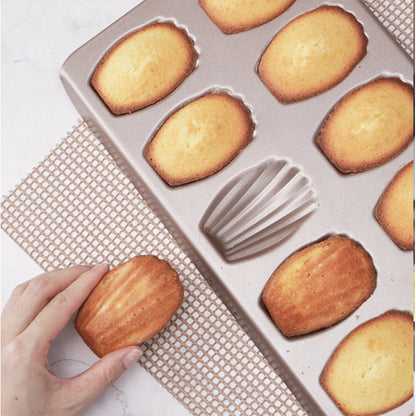 12-Cup Nonstick Shell Shape Baking Cake Mold 15.5 Inch Baking Pan