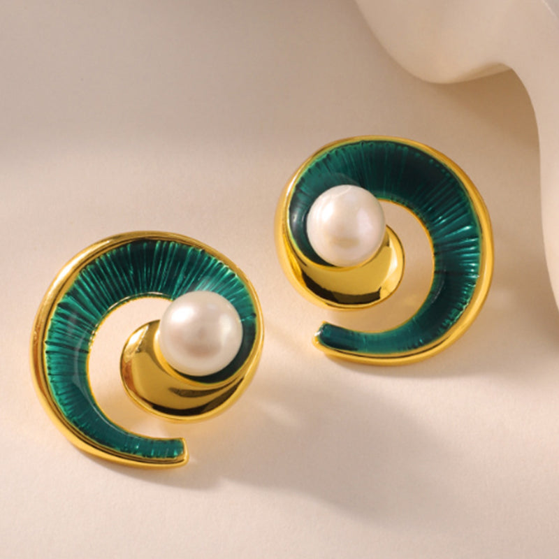 Embellique Retro Enamel Conch Freshwater Pearls Earrings