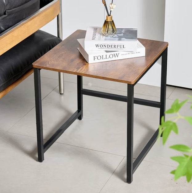 Nesting Coffee Tables Set of 2, Rustic Industrial Side End Table with Metal Frame, Round/Square Wooden Stacking Tea Tables for Living Room