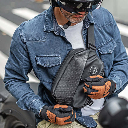 Shoulder bag backpack daypack for Hiking Motorcycle Scotter 3.5L