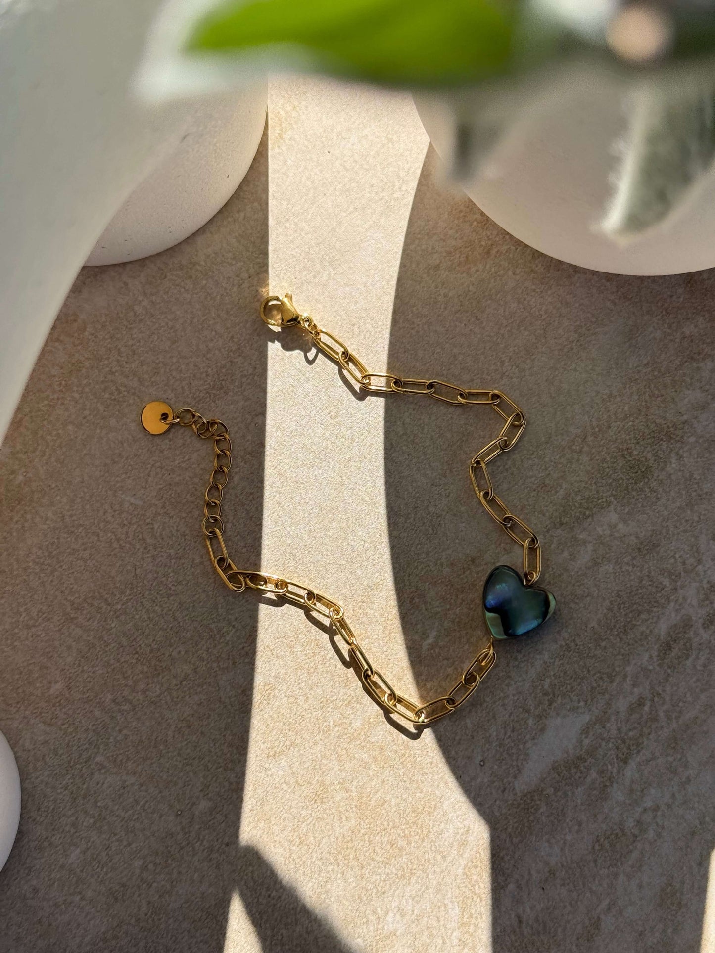 Pāua Gold Heart Bracelet