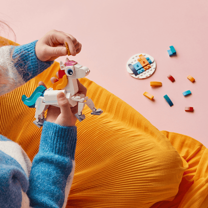 LEGO Creator: Magical Unicorn (31140)