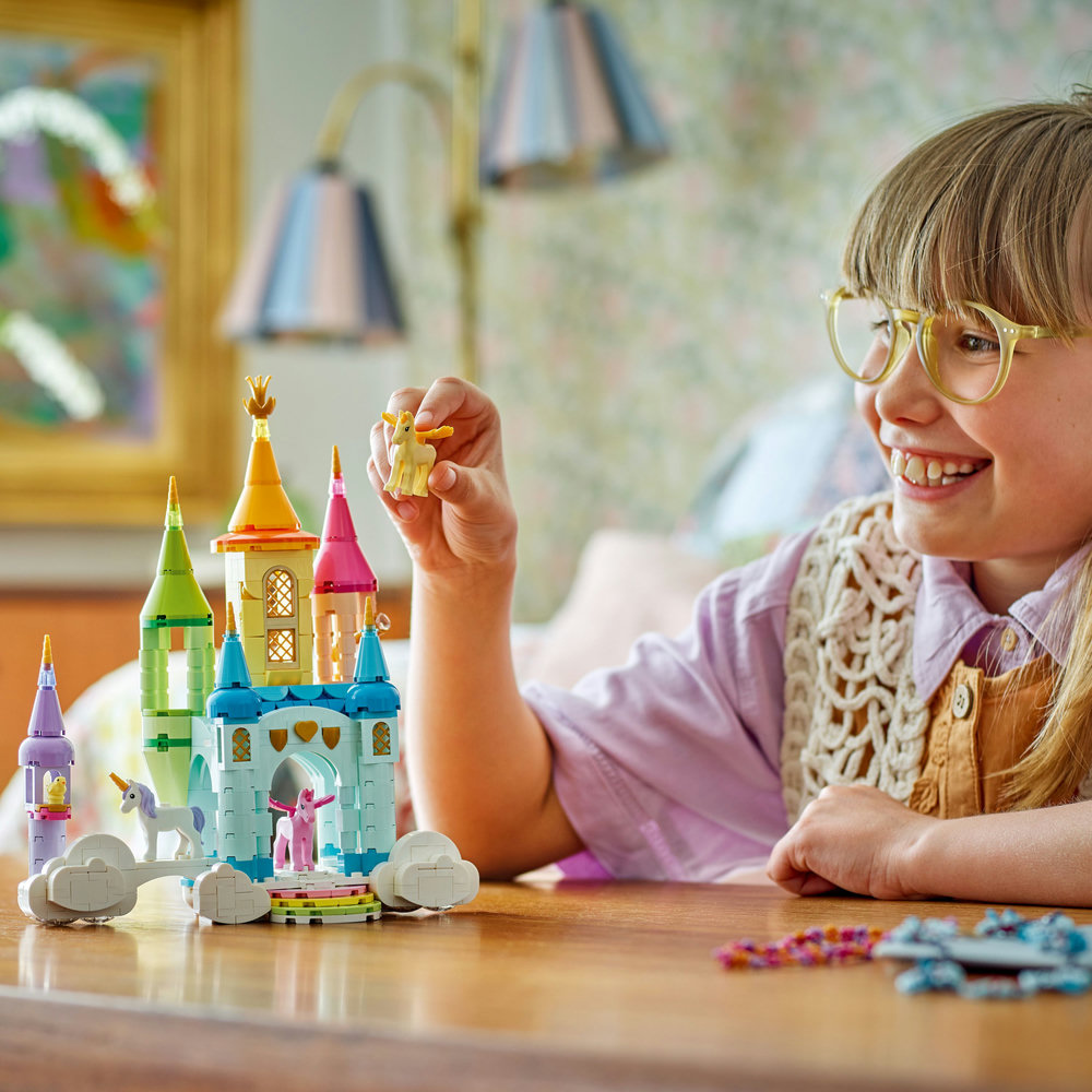 LEGO Creator: 3-in-1 Unicorn Castle (31175)