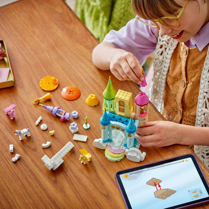 LEGO Creator: 3-in-1 Unicorn Castle (31175)