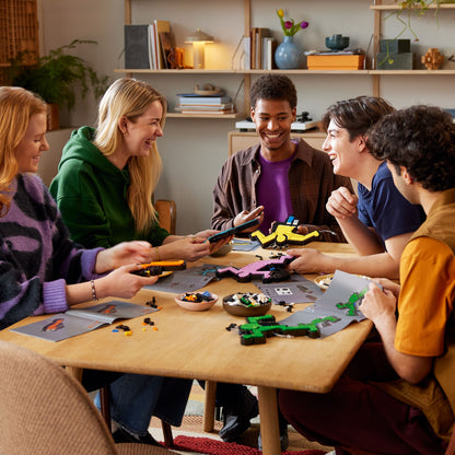 LEGO Art: Keith Haring Dancing Figures (31216)