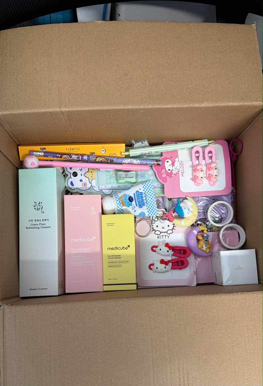 🎀 Poppy Gifts Cute Surprise Mystery Gift Box