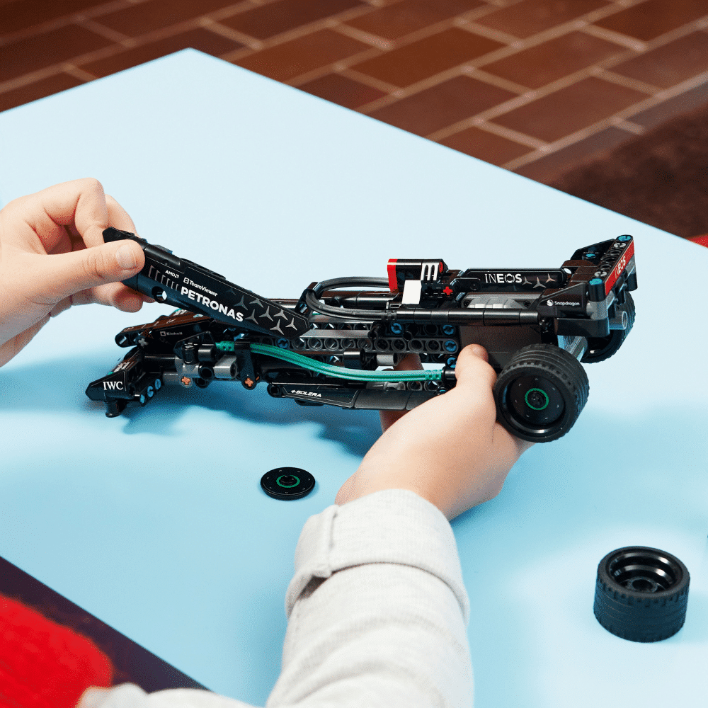 LEGO Technic: Mercedes-AMG F1 W14 E Performance Pull-Back (42165)
